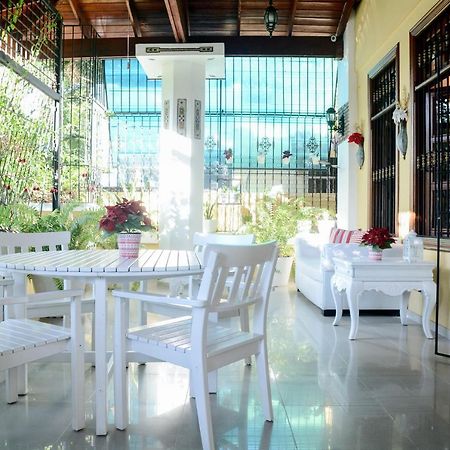 Hostal Bella Epoca Santo Domingo Exterior photo