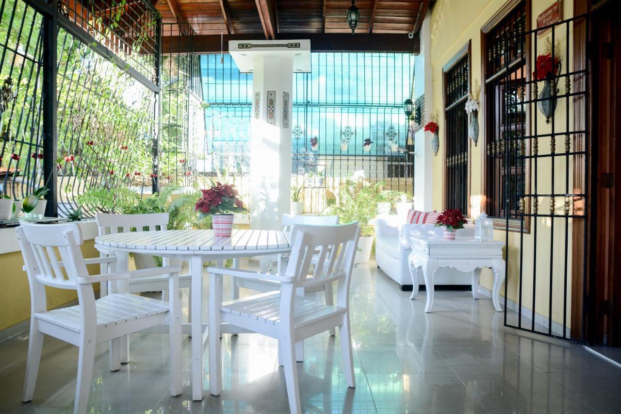 Hostal Bella Epoca Santo Domingo Exterior photo