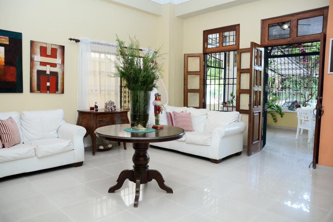 Hostal Bella Epoca Santo Domingo Exterior photo